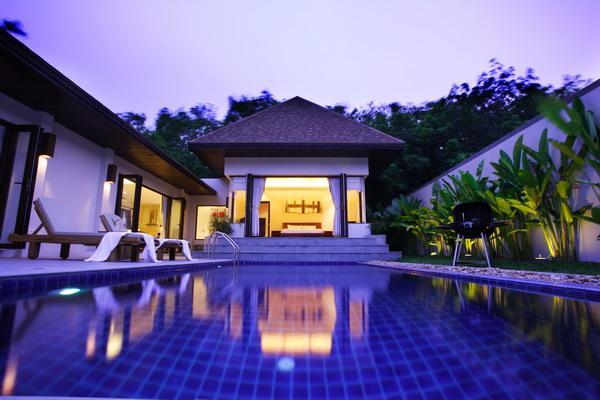 Villa Lombok by Holiplanet Rawai Exteriör bild