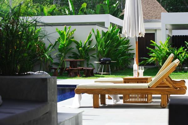 Villa Lombok by Holiplanet Rawai Exteriör bild