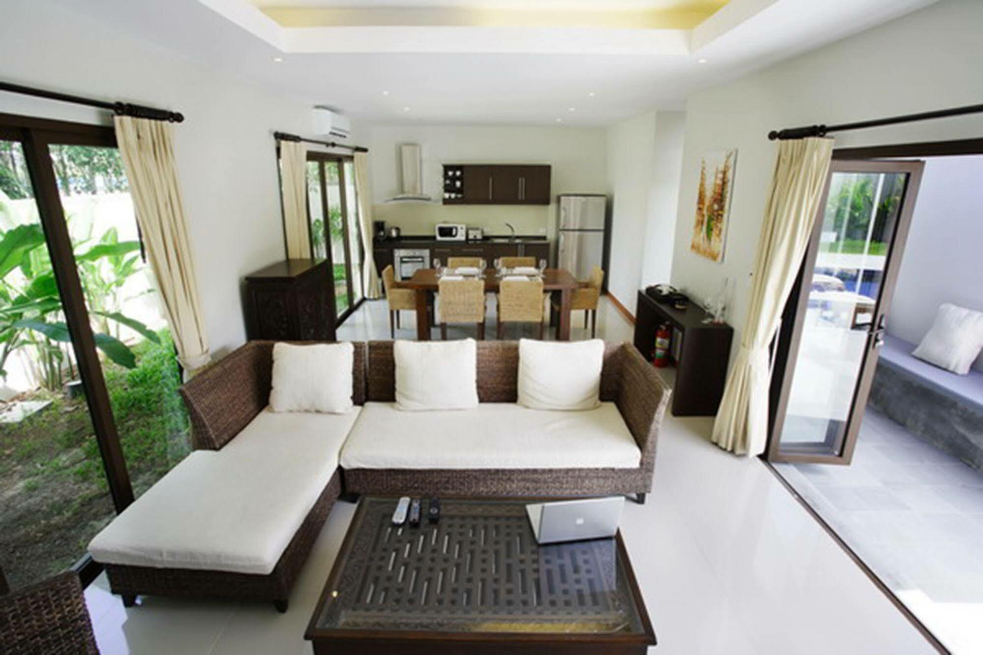 Villa Lombok by Holiplanet Rawai Exteriör bild